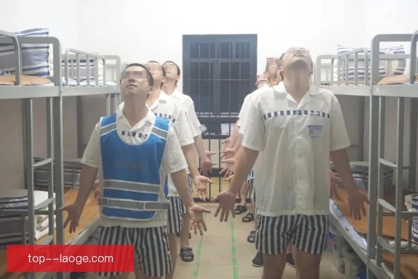 青训梯队穿裆过人摆脱,节奏变化令人惊叹 青训梯队穿裆过人摆脱,节奏变化令人惊叹